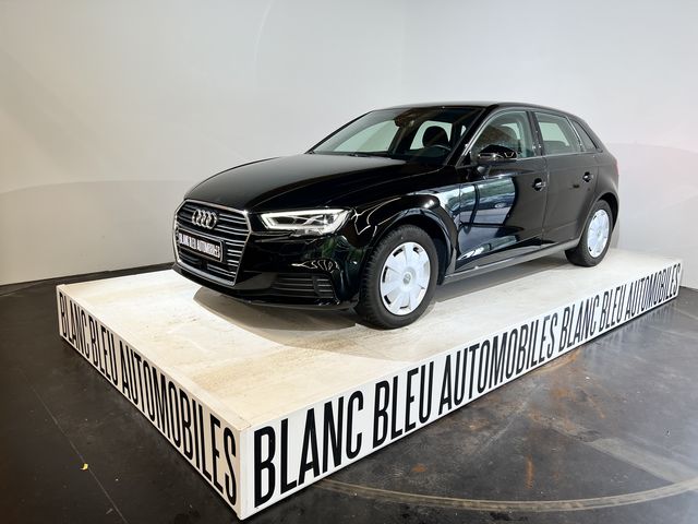 AUDI A3 - 35 TDI 150 BUSINESS LINE S TRONIC 7 (2019)