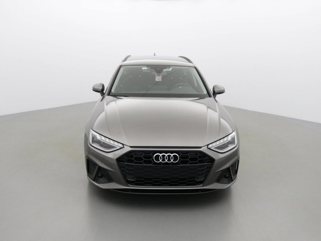 Audi A4 - AVANT S line EDITION 163