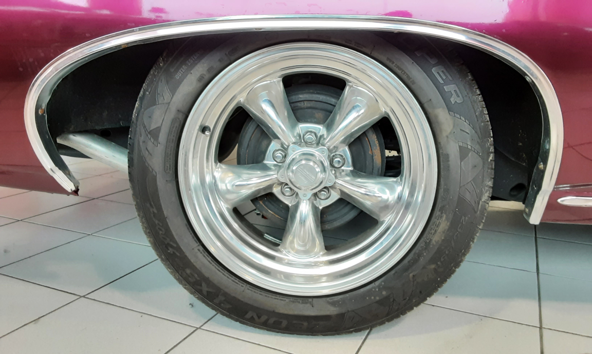 Chevrolet Impala - CUSTOM SS 427 CI V8