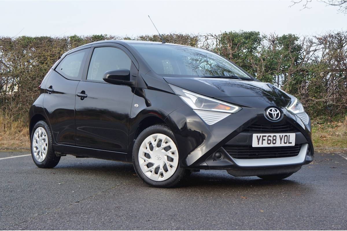 Toyota Aygo II 1.0 VVT-i x-play